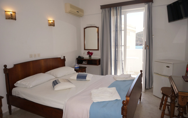 Adonis Hotel Naxos