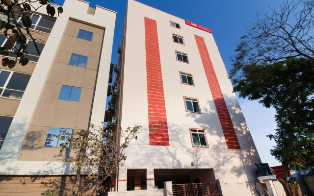 Hotel O S V Residency