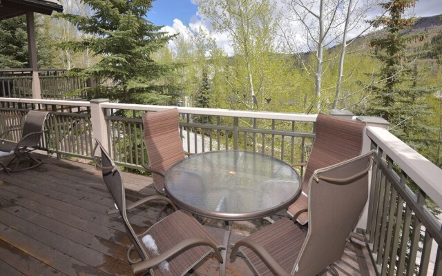 3br Slopeside Beaver Creek  Ski-in, Sleeps 10 3 Bedroom Townhouse by RedAwning