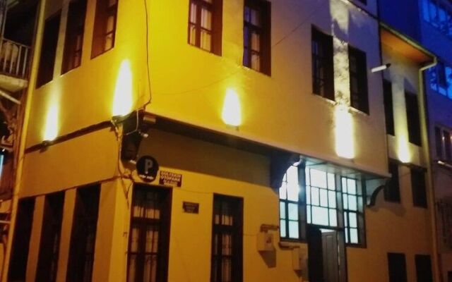 Konak Sui̇t Apart