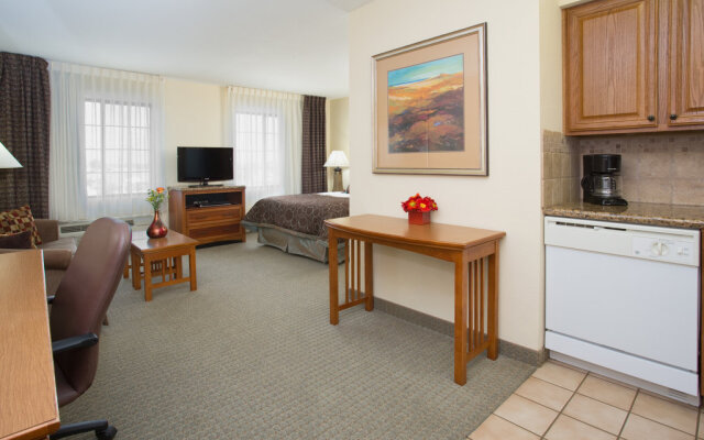 Staybridge Suites Lincoln I-80