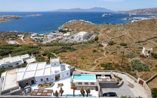Mykonos Town Black Villa with Cave Heated Pool