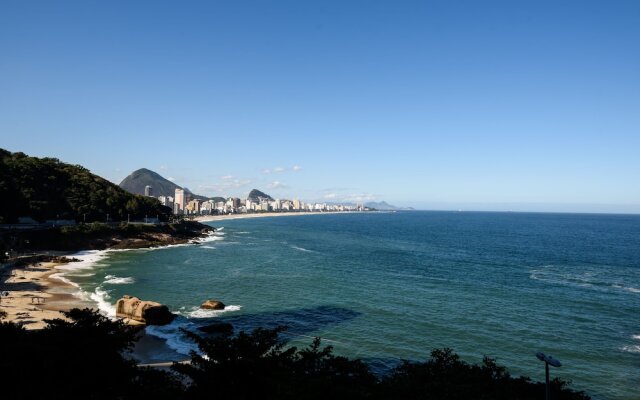 Omar do Rio - Apartamento V403