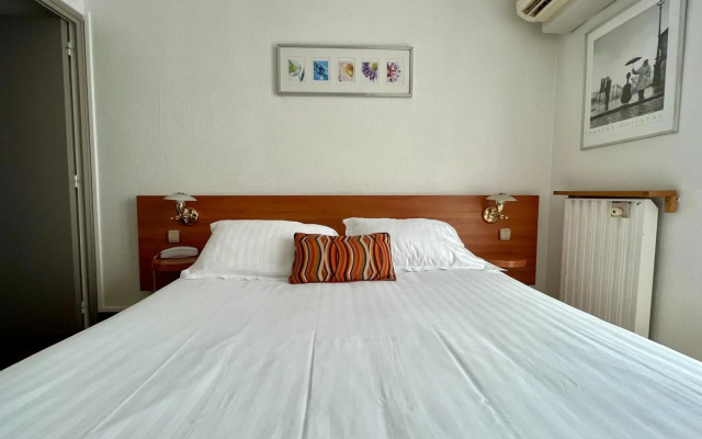 Hotel Colbert