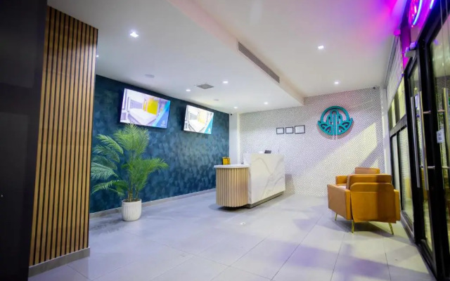 653 Hotel