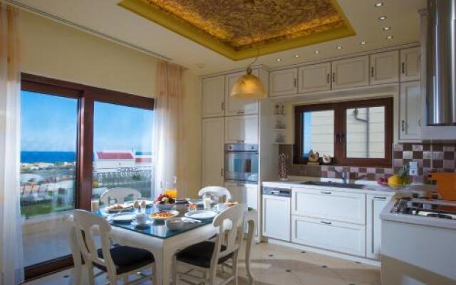 Sunshine Villa with Private Pool