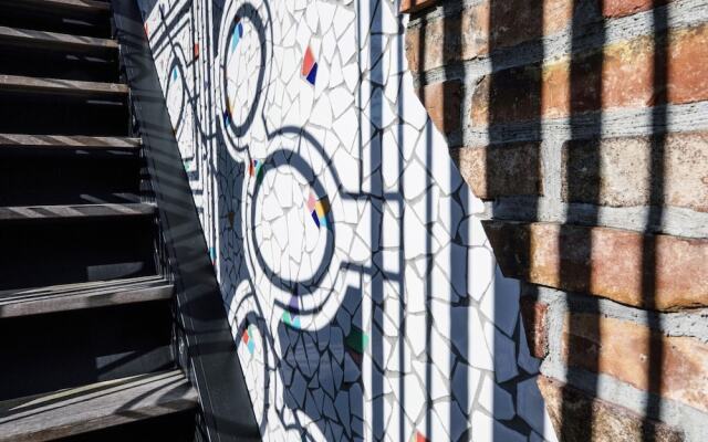 PETALS TOKYO - Floating Hotel