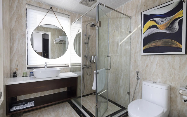 Diamond Luxury Hotel
