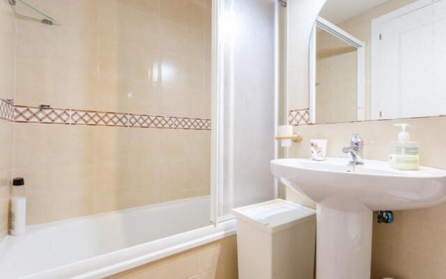 BRISAS-Rota free parking by Cadiz4Rentals