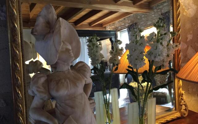 Domaine Des Monges