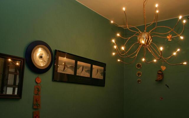 Guest House More