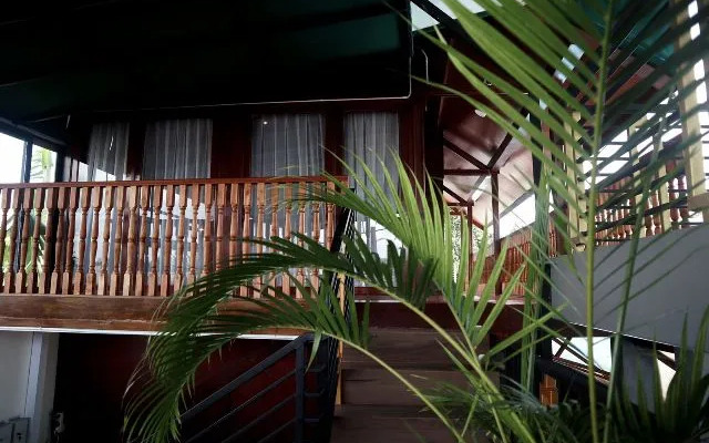 Shakti Villa Dago Bandung