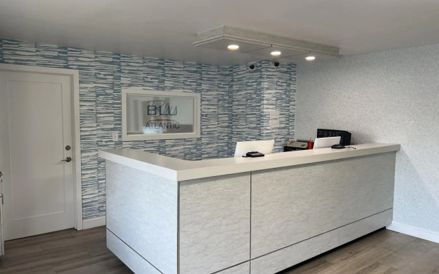 Blu Atlantic Oceanfront Hotel & Suites