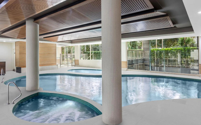 Meriton Suites Waterloo