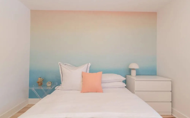 3 Br Luxury & Spacious Apartment in Little Italy