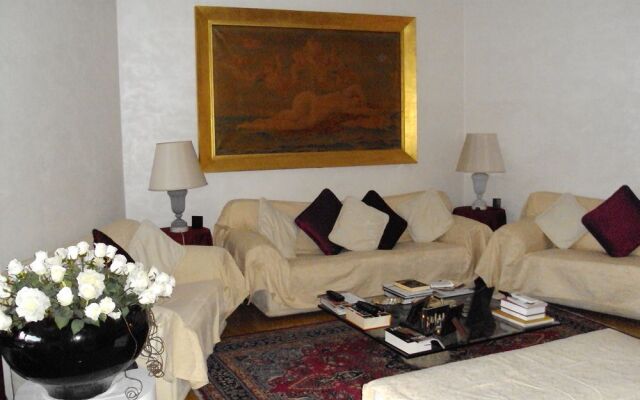 Rome Luxury House