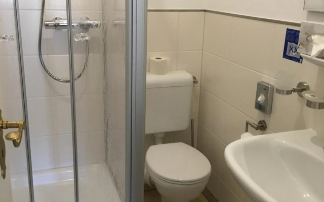 Sevdas Garni Hotel Weinforth