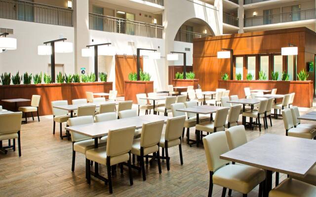 Embassy Suites by Hilton Cincinnati Northeast Blue Ash