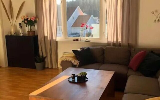 StayPlus Central Five Bedroom Home