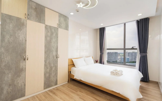 Gin House - Garden Gate APT Phu Nhuan