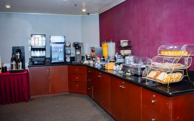 Ramada Plaza by Wyndham Garden Grove/Anaheim South