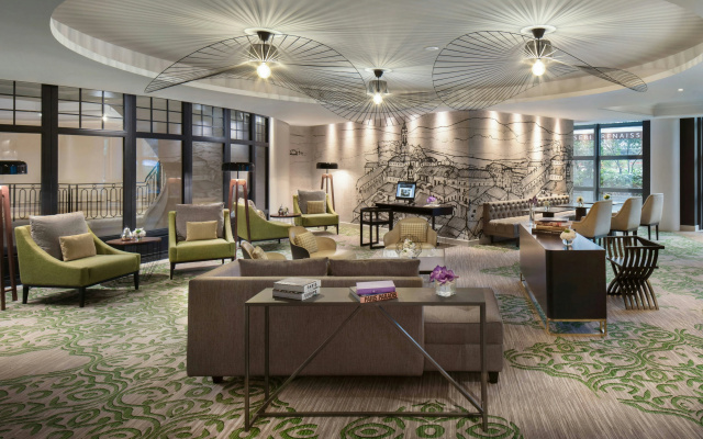 Renaissance Paris La Defense Hotel