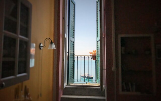 MedFlats Sea View Apartments in Ortigia