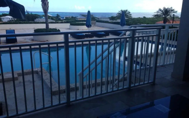 Hotel La Vista Azul