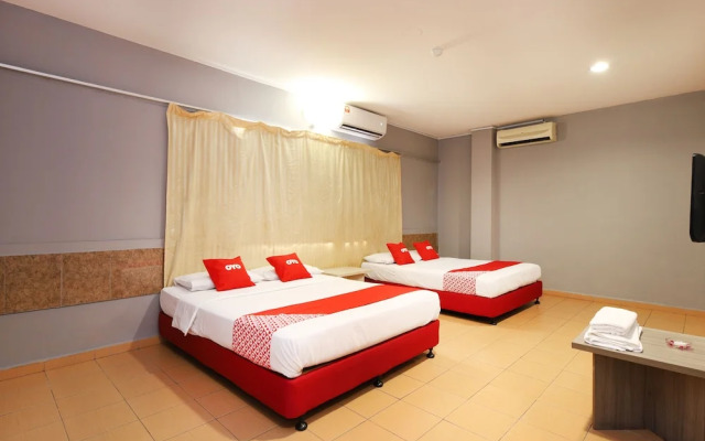 OYO 89676 Hotel 22