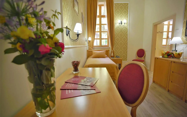 Sergei Palace Hotel