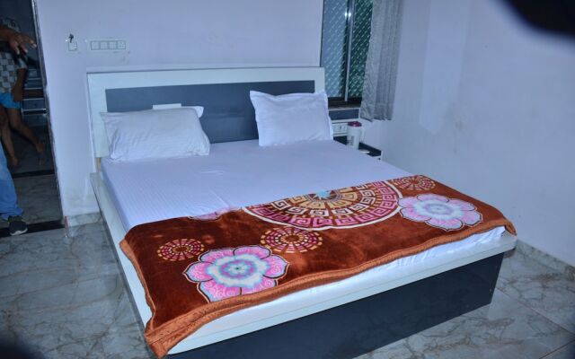 Girdhar Sanwaria Palace