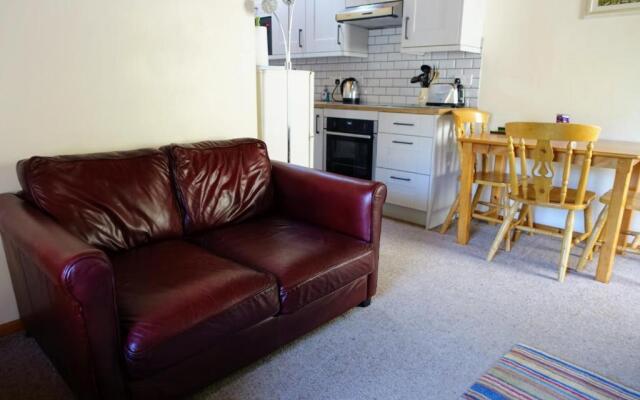 Troedyrhiw Holiday Cottages