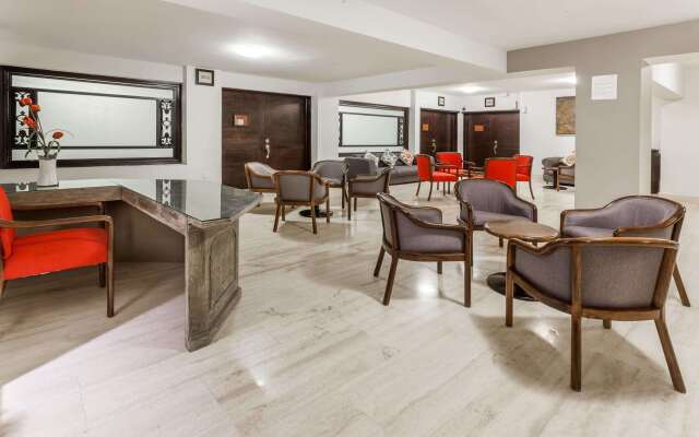 Ramada Plaza Leon