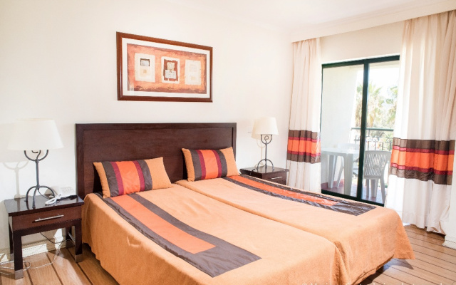 The Navigator - Palm Oasis Alvor