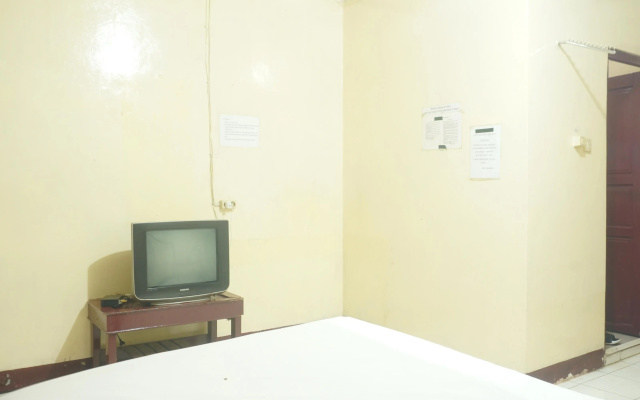 Hotel O Wisma Ribas Syariah – Guest Rooms – Maros
