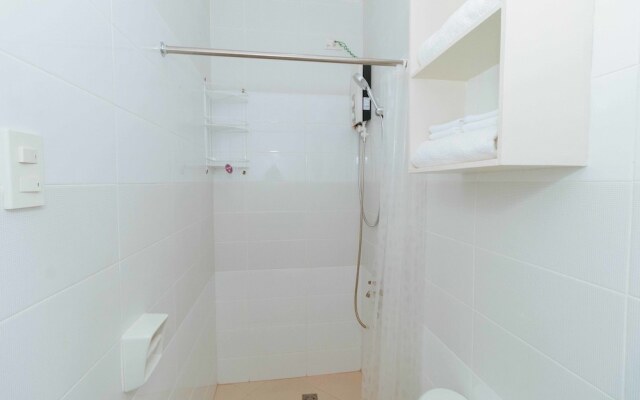 RedDoorz Plus @ Ruby Las Pinas Weekly Stay