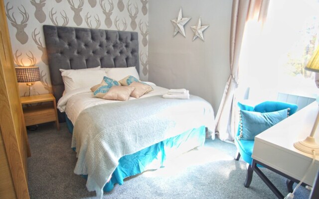 5 Luxury & Amazing Location Next to Arthur's Seat
