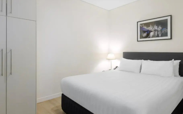 Oaks Melbourne On Collins Suites – Guest Rooms – Melbourne