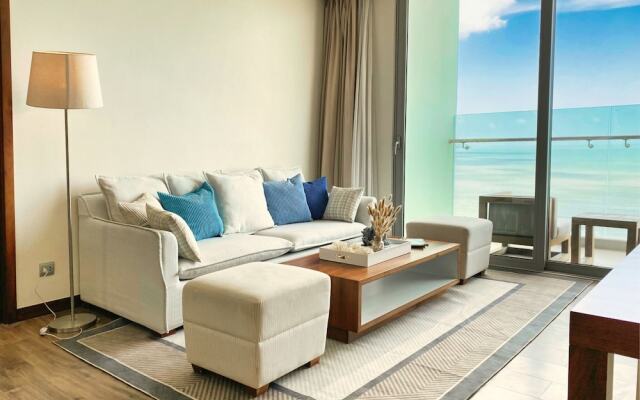 Stunning Beachfront 2bdr Condo Across My Khe Beach