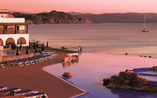 COLONNA GRAND HOTEL CAPO TESTA, a Colonna Luxury Beach Hotel, Santa Teresa Sardegna