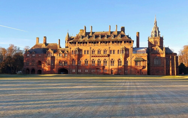 Isle of Bute House Seaview-garden-petsok-freep