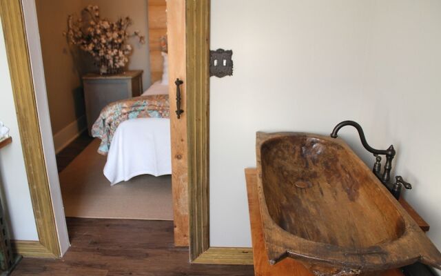 Wild Daisy Farm Bed & Breakfast