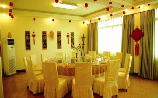 Shunan Zhuhai Home Inn