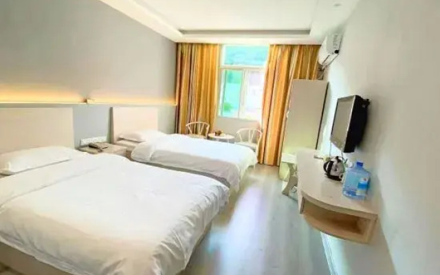 Changting Peace Hotel