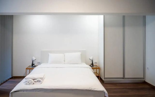 Bright Studio in the City Center