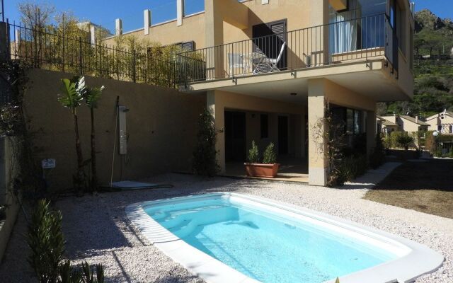 Villa Nina Apartments