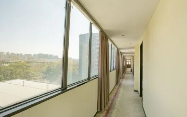 Xinsanwei Hotel (Shenzhen Airport T3)