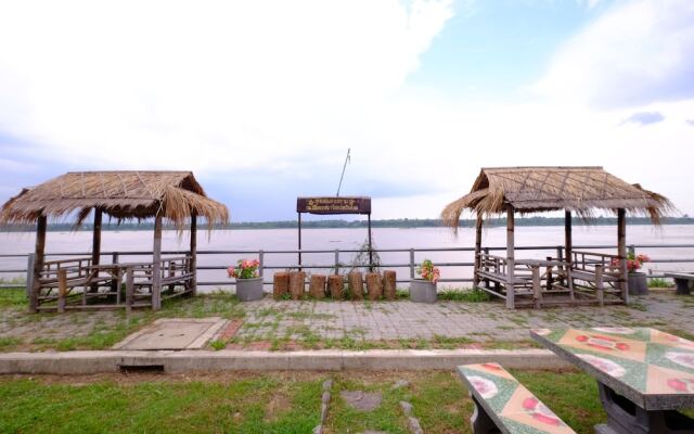 Rotchana's Retreat Hotel on Mekong That Phanom