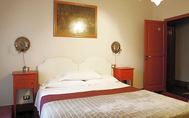 B&B FlairHouse