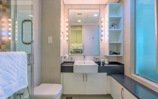 Luxurious Studio With Breath-taking Palm Views